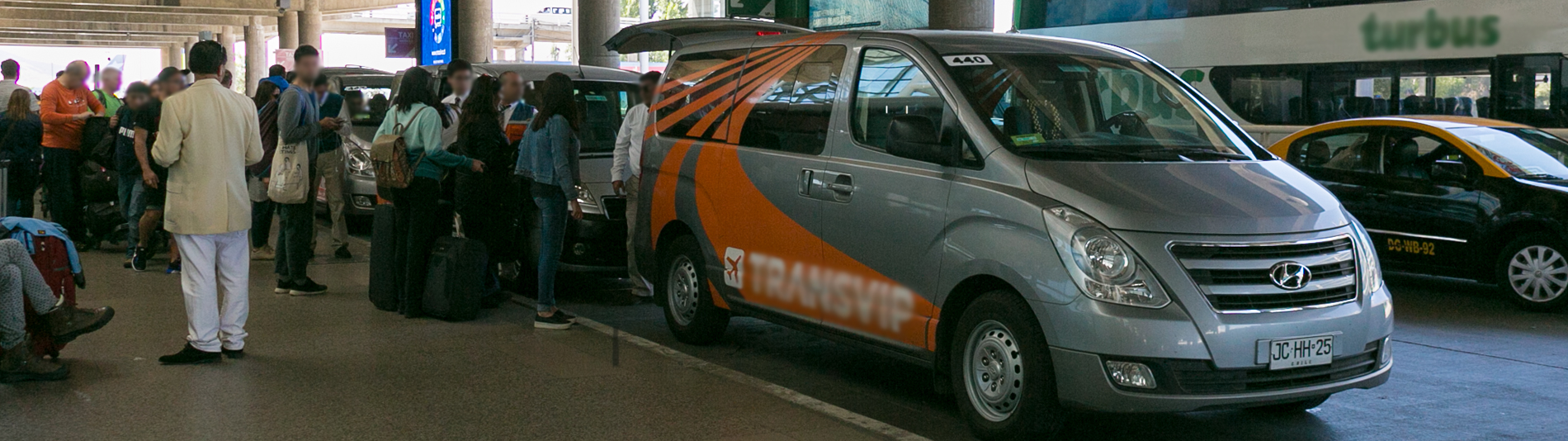 Transport at the airport of Santiago