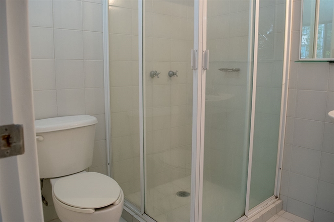 Baño Habitación 1