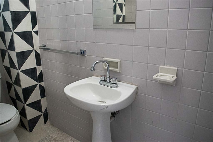 Baño de Servicio