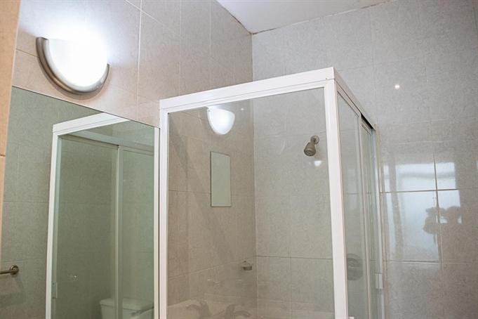 Baño Habitación 1