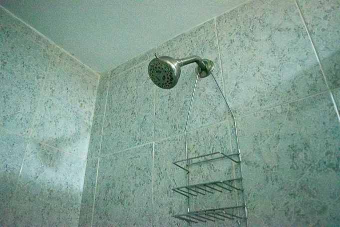 Baño Habitación 1