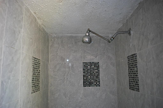 Baño Habitación 1