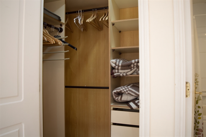 Walk-in Closet