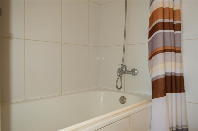 Baño (Habitación 1)