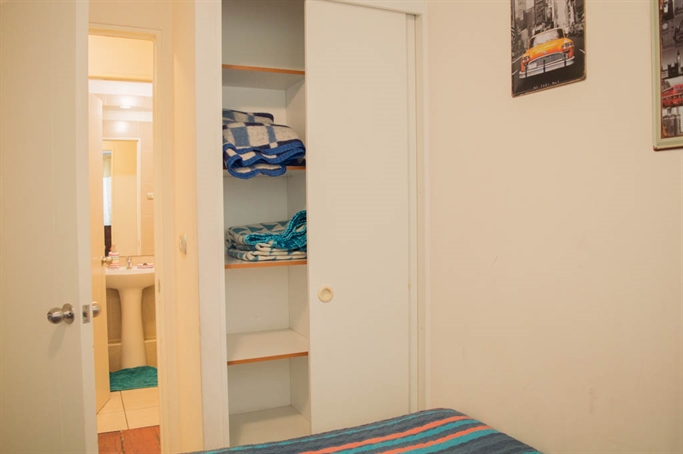 Clóset (Habitación 2)