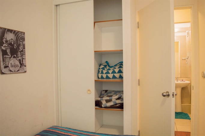 Clóset (Habitación 2)