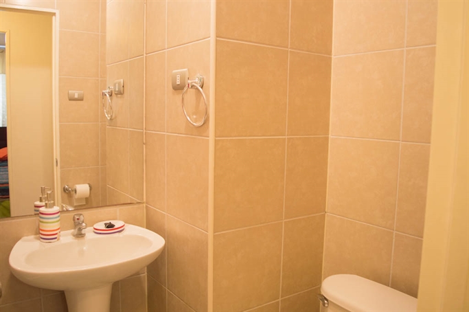 Baño (Habitación 2)