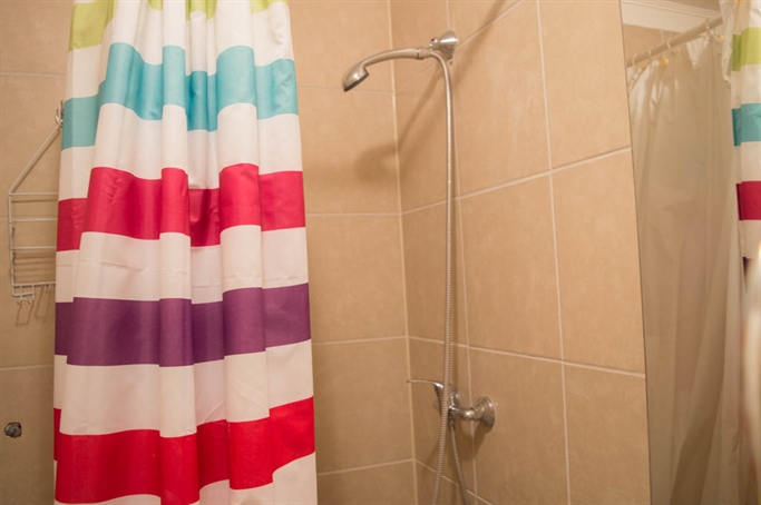 Baño (Habitación 2)