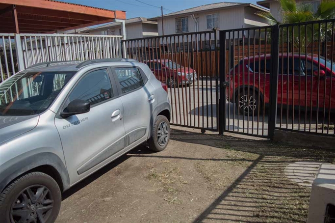 Entrada Casa - Estacionamiento