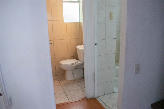 Entrada Baños 2do Piso
