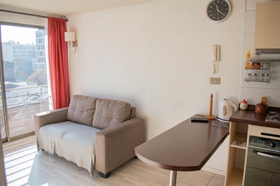 Alojamiento amoblado Avenida Ejército Libertador - Metro Toesca 1 (5191)